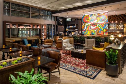 The Duniway Portland, A Hilton Hotel - Housity