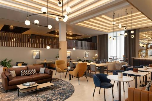 Sheraton Heathrow Hotel - Housity