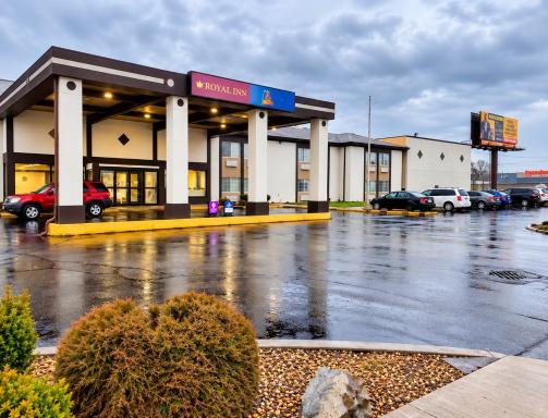 Royal Inn Hotel - Housity