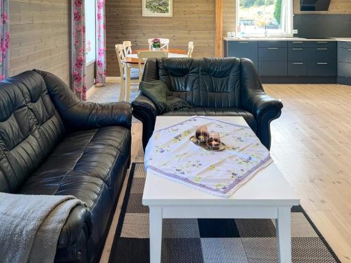 Beach 4 star holiday home in Svelgen - Housity
