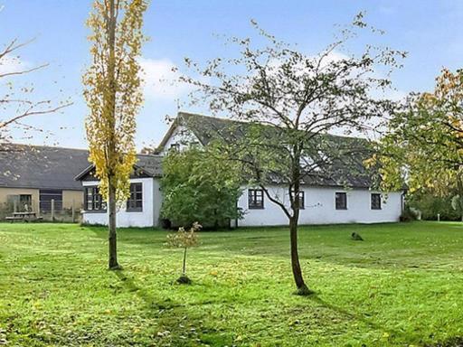 Tiklo Bed and Breakfast - Housity