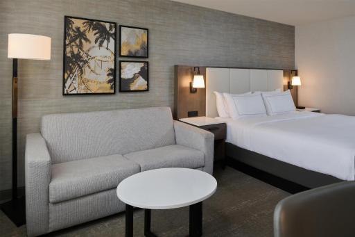 Doubletree by Hilton Buena Park - Housity