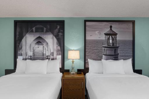 Super 8 by Wyndham Florence OR - Housity