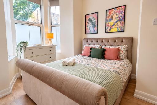 1Bedroom flat with small garden in Finsbury Park, Highbury - Housity