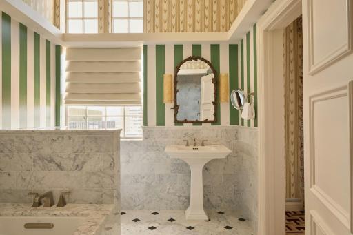 Le Meridien Dallas, The Stoneleigh - Housity