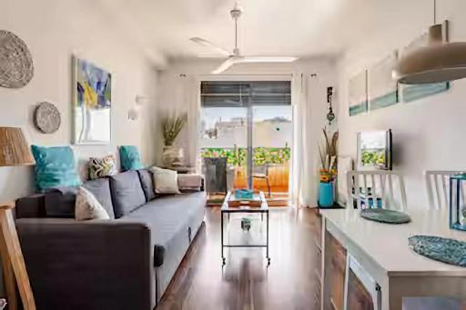 Comfortable Apartment with AirCo - Isaola Oliva - Housity