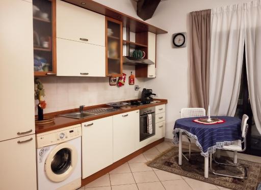 Modern apartment in Borgo San Lorenzo 50 m² with balcony - Housity