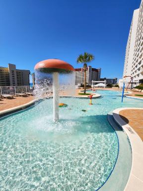 Laketown Wharf Resort 416 By Aneliya - Housity