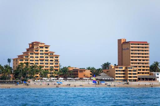 Costa de Oro Beach Hotel - Housity
