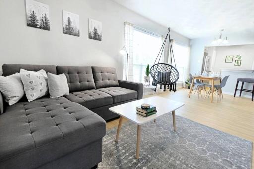 The Resting Space + FREE ARBORETUM TICKETS - Housity