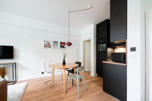 Renovated Chic Studio 5 Min to City Center - Housity
