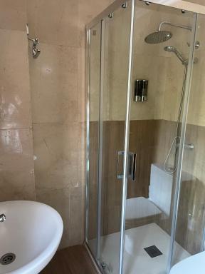 Las 5 Bes- Estudio bed&breakfast - Housity