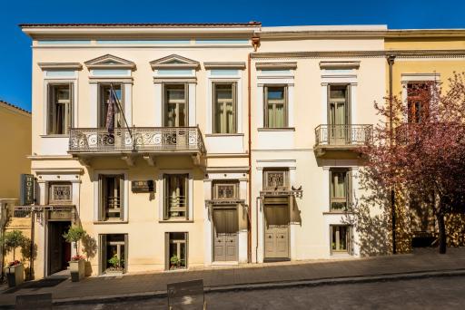 Maison Grecque Hotel Extraordinaire - Housity