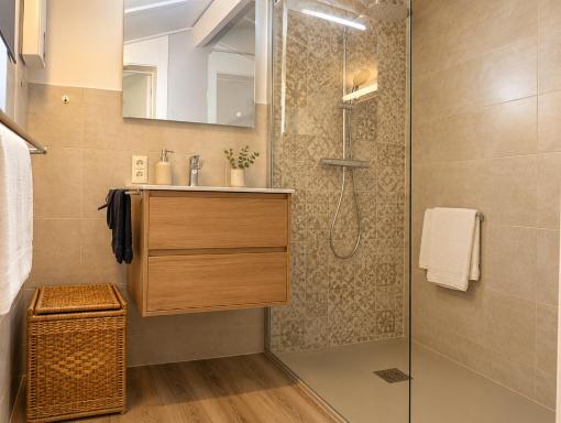 Zeegalm Bungalows - Housity