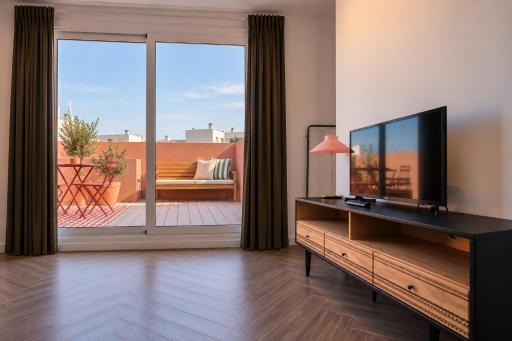 Atic Port Experience - Housity
