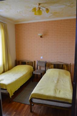 Armen's Guest House - Housity