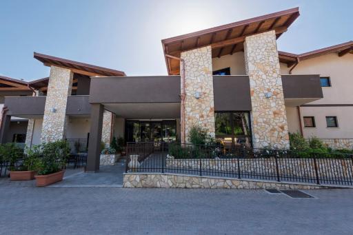 Hotel Centova - Housity