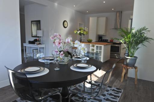 Black Rooster Guesthouse - Housity