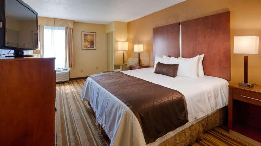 Best Western Plus Richmond - Housity