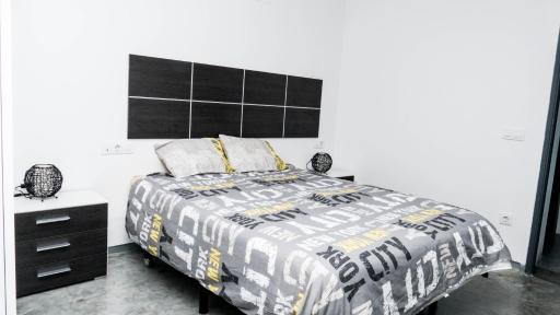 Apartamento La Calahorra - Housity