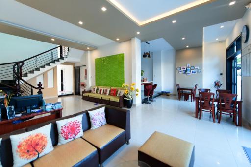 Bi's House Homestay - Housity