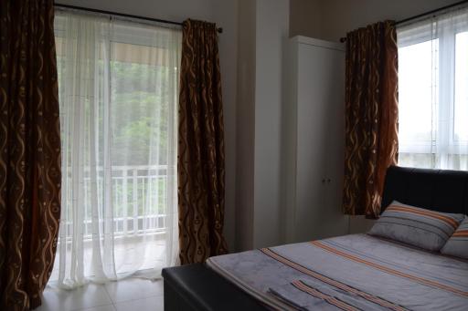 Apartment in Pico De Loro - Housity