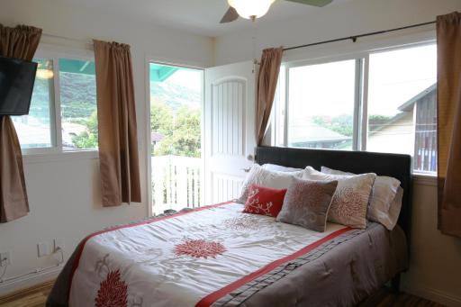 Blue Manoa Studios - Housity