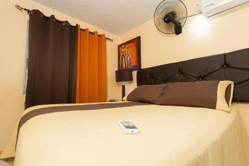 Cozy Accommodations - Housity