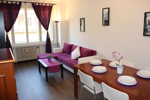 Go Native Prague Apartment - Housity