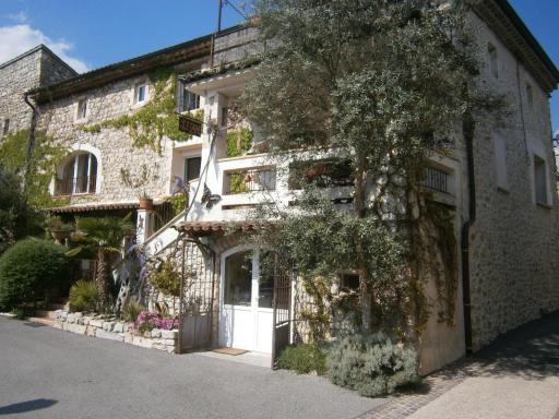 Gite l'Etape - Housity