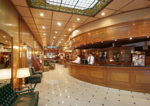 Gran Hotel De La Paix - Housity