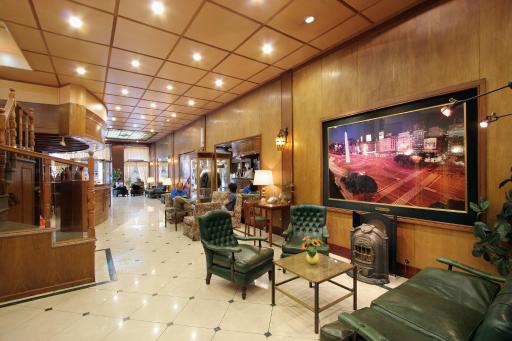 Gran Hotel De La Paix - Housity