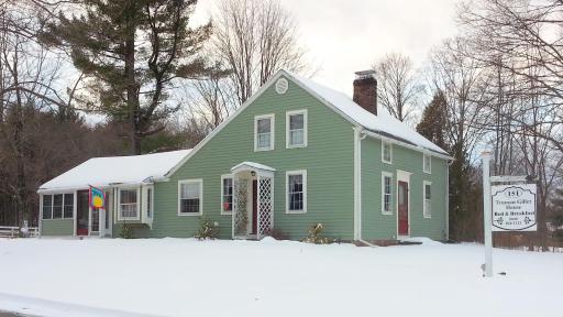 Truman Gillet House B & B - Housity