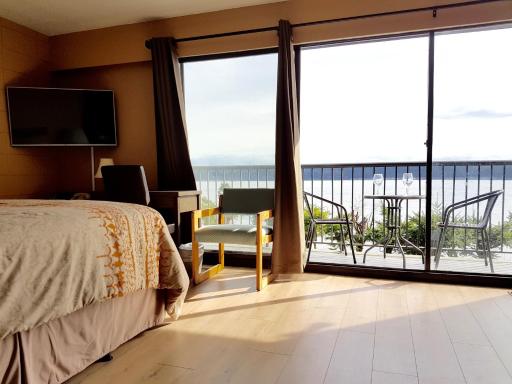 Above Tide Motel - Housity