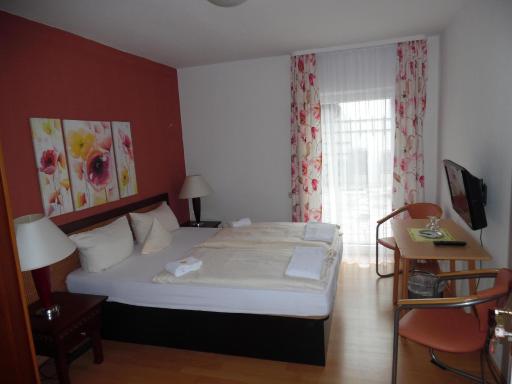 Hotel Edelweiß - Housity