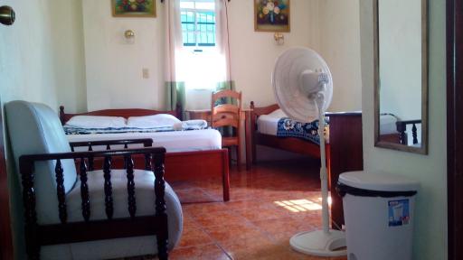 Don Santiago Guesthouse Downtown - Housity