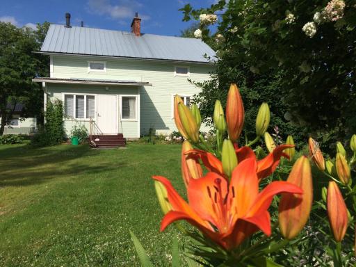 Kivirannan tupa - Housity