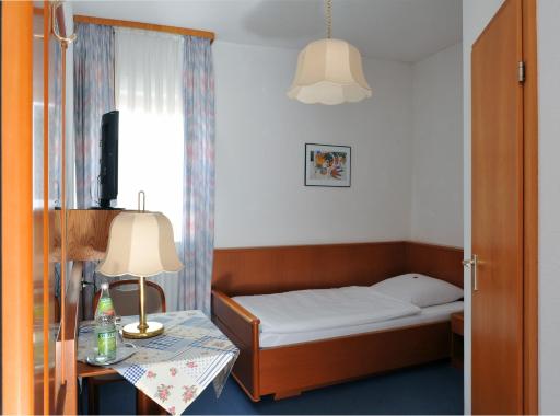 Hotel Grüner Baum - Housity