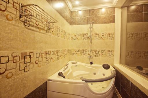 City Center Plaza Aparthotel - Housity