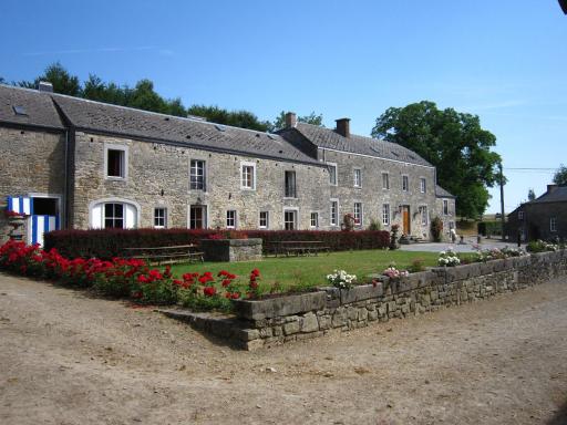 Farm Stay in Barvaux-Condroz - Housity