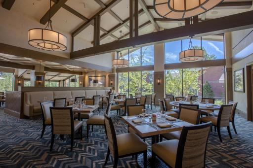 Little America Hotel Flagstaff - Housity