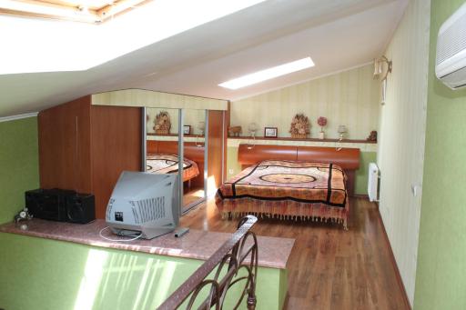 Ugodessa Apartments - Housity