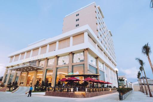 Sunrise Hotel - Hizvo