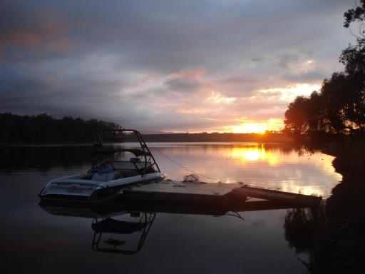 The Lake House - Housity