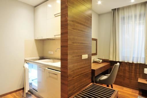 NV Luxury Suites & Spa - Housity