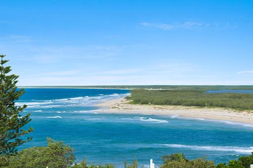 Beachfront Joanne Apartments - Housity