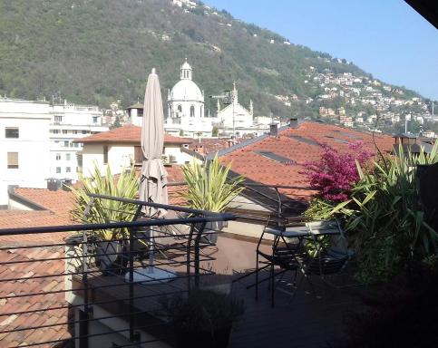 Como Via Carcano 13 - Housity