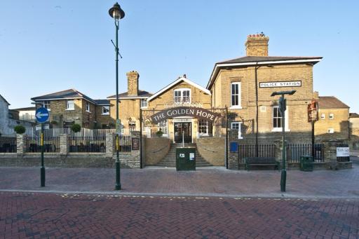 The Golden Hope Wetherspoon - Housity