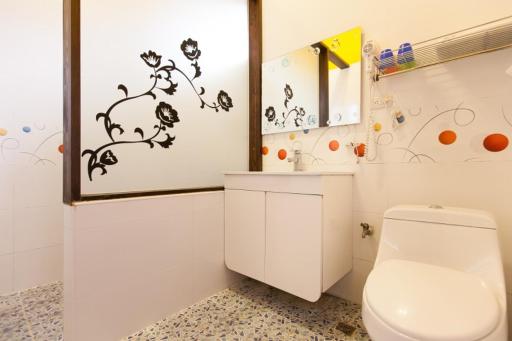 Flower Tamura - Housity