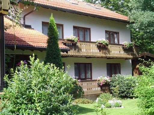 Hotel am Wald - Housity